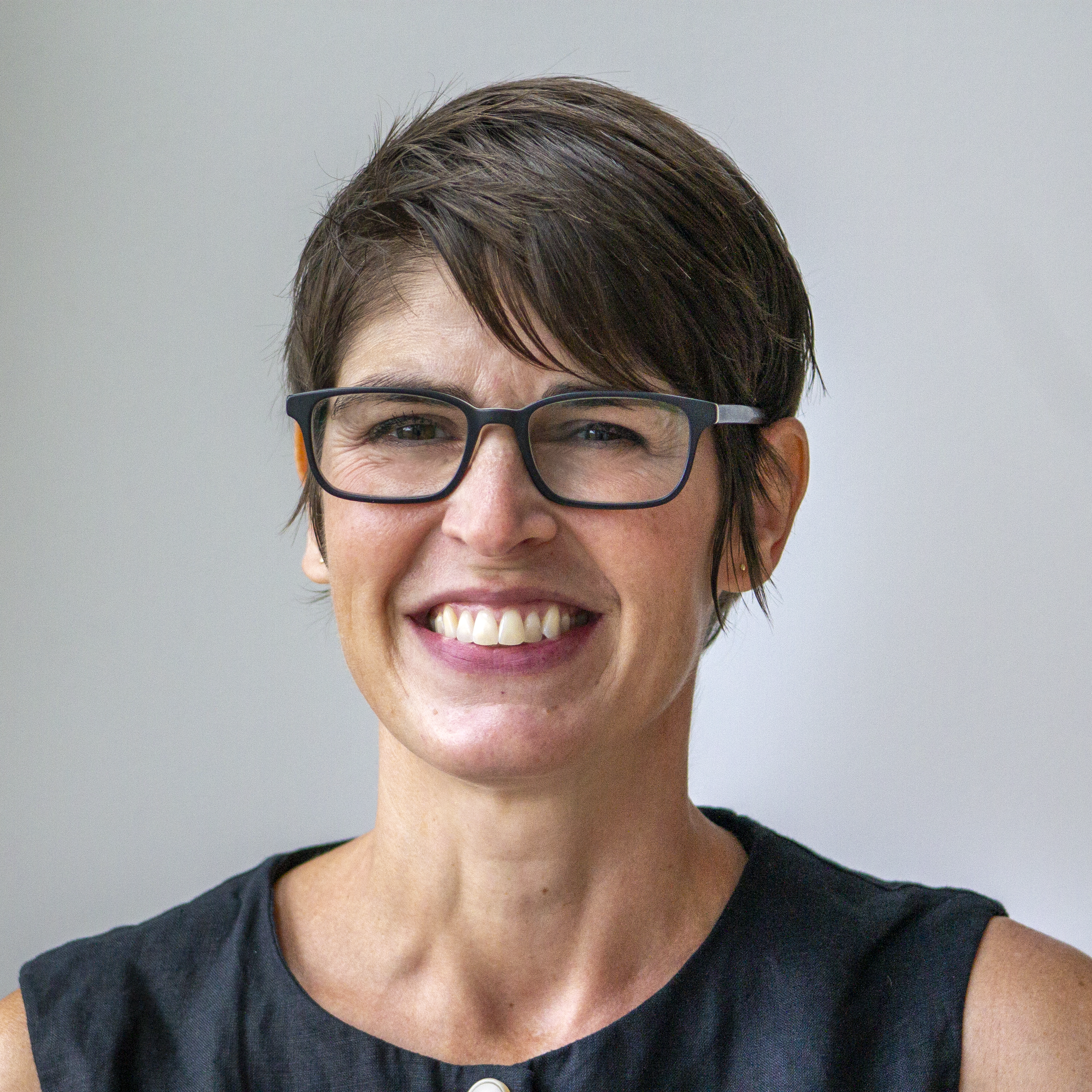 Christine Simonian Headshot